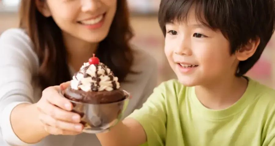 How to Use Desserts as a Gentle Bribe Without Creating Bad Habits